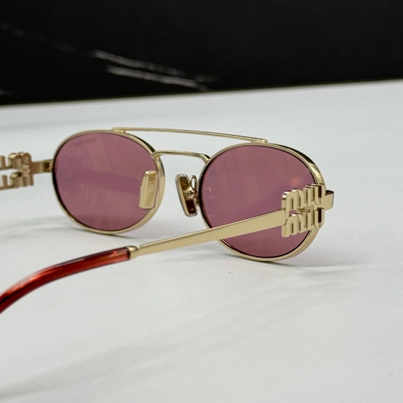 NEW MU54ZS ZVN50D MIU MIU WOMEN SUNGLASSES MU 54ZS ZVN50D GOLD SMU54Z MIU MIU - Picture 7 of 10